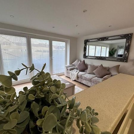 Appartamento 2Bed Ground Floor Flat + Garden Sunningwell Esterno foto