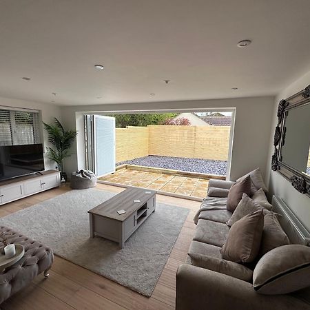 Appartamento 2Bed Ground Floor Flat + Garden Sunningwell Esterno foto