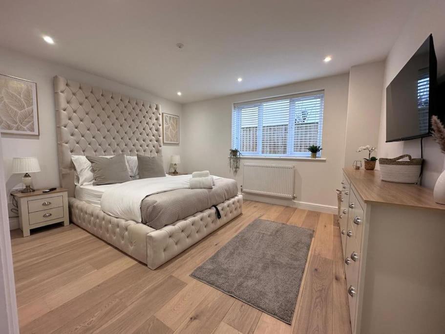 Appartamento 2Bed Ground Floor Flat + Garden Sunningwell Esterno foto